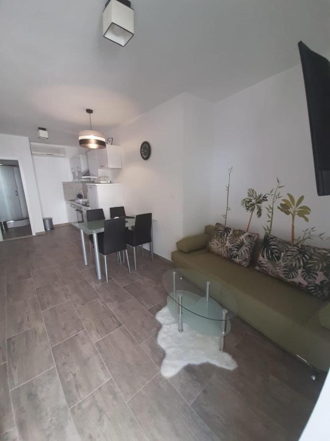 Apartments Mate Bol Extérieur photo