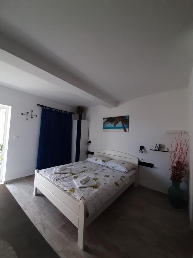 Apartments Mate Bol Extérieur photo