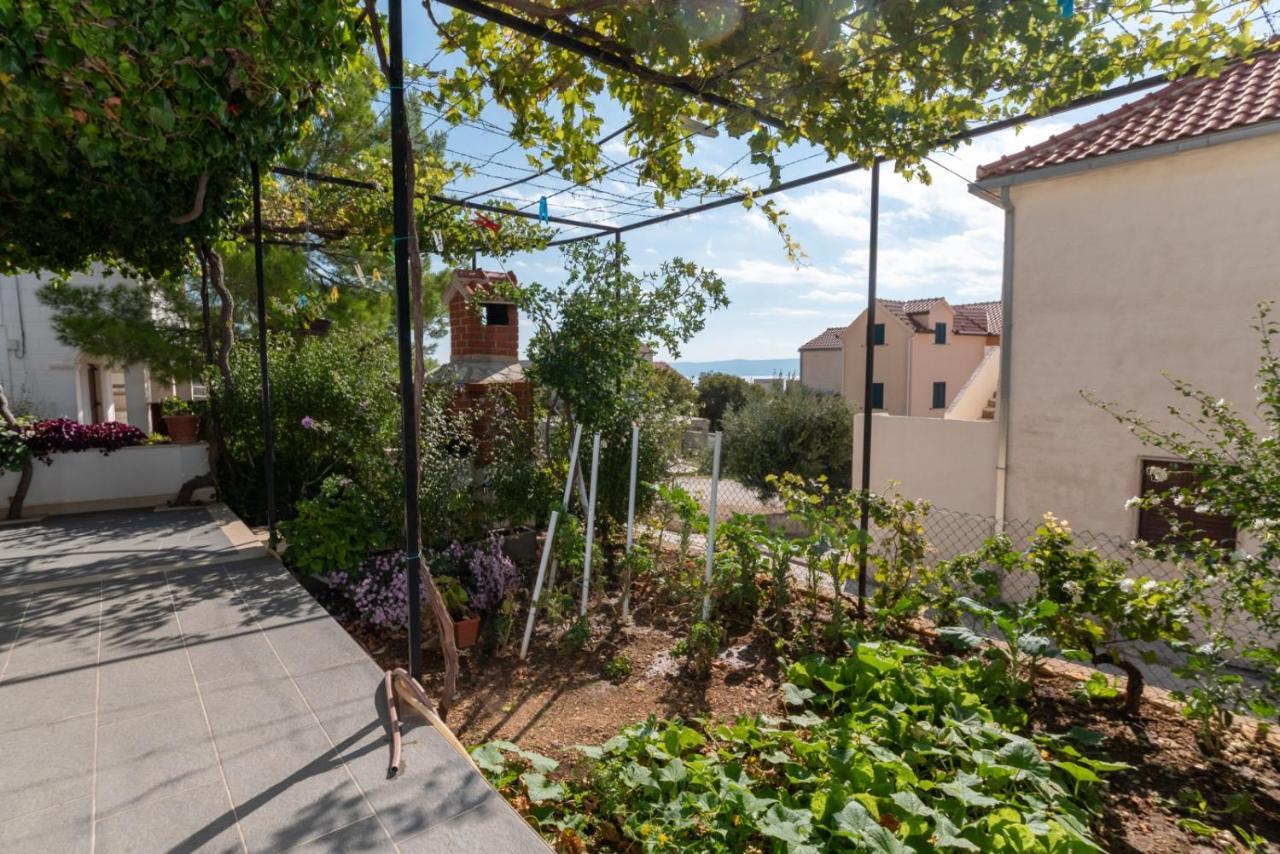 Apartments Mate Bol Extérieur photo